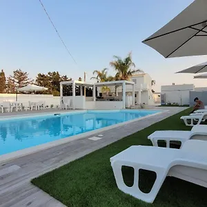 Amurusu Aparthotel Punta Secca